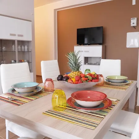 Apartment Fino's Family Monopoli